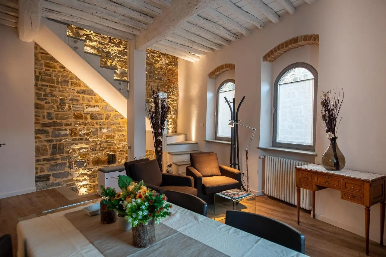 Old Medieval Apartment San Donato in Poggio 0*,