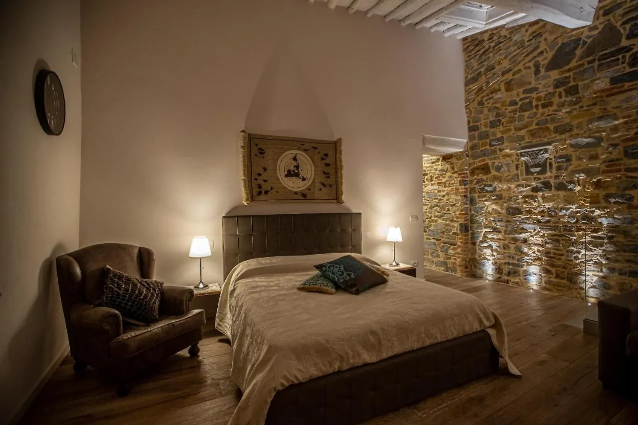 Old Medieval Apartment San Donato in Poggio Włochy