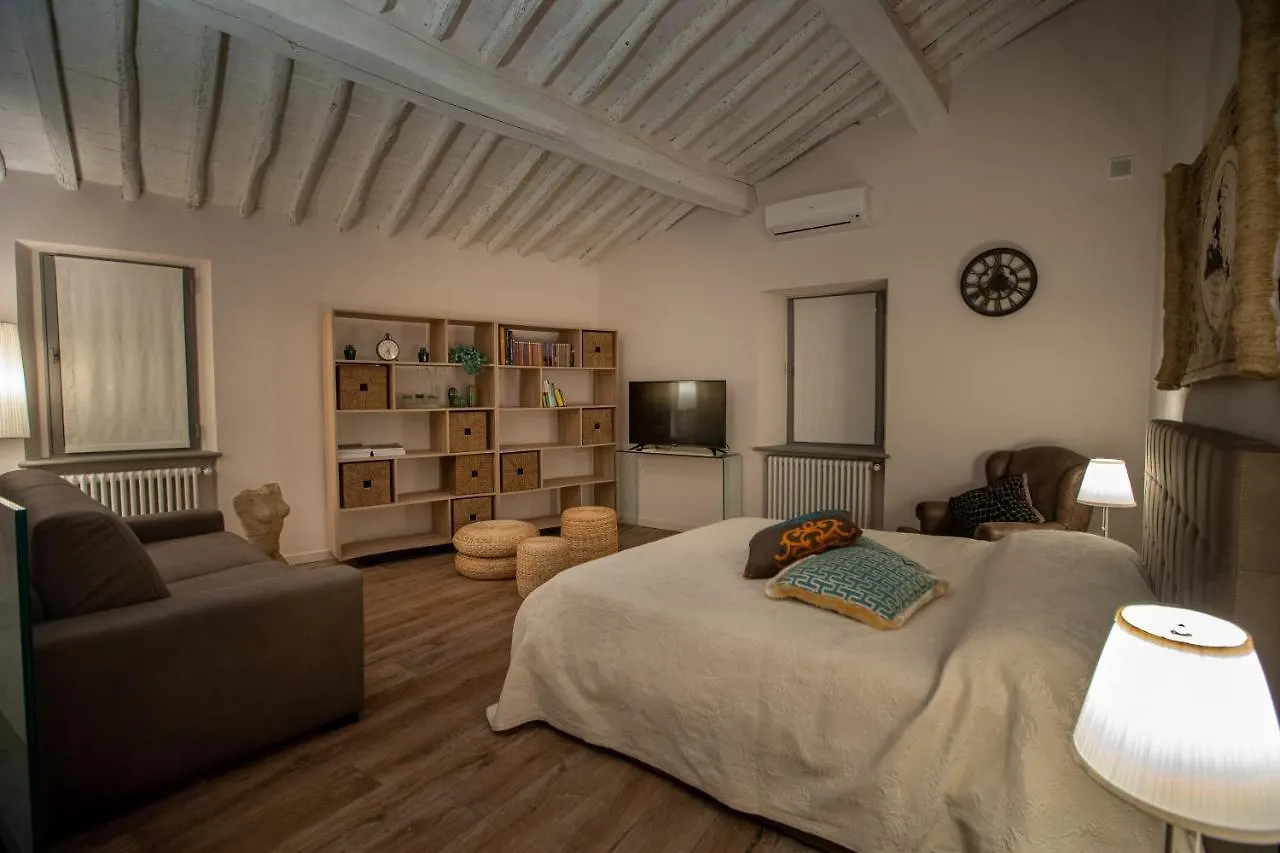 Old Medieval Apartment San Donato in Poggio