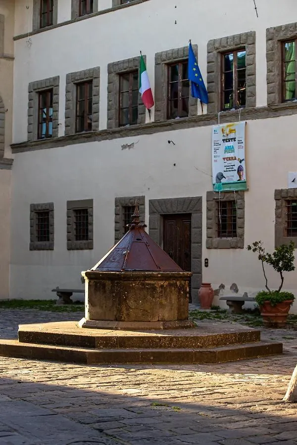 Old Medieval Apartment San Donato in Poggio 0*,