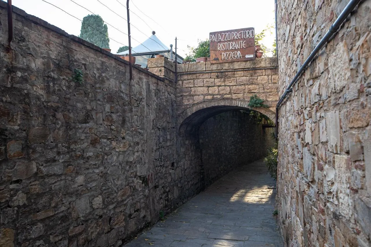Old Medieval Apartment San Donato in Poggio 0*,